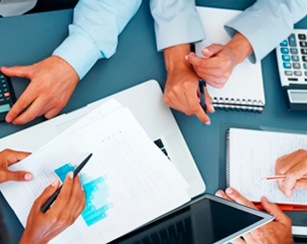 servicios de asesoría y gestoría fiscal, contable y laboral